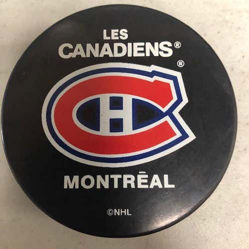 Montreal Canadiens Souvenir Puck NEW