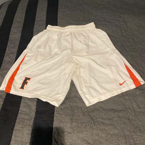 Game Worn Fairfield University White Men's Large Nike Shorts