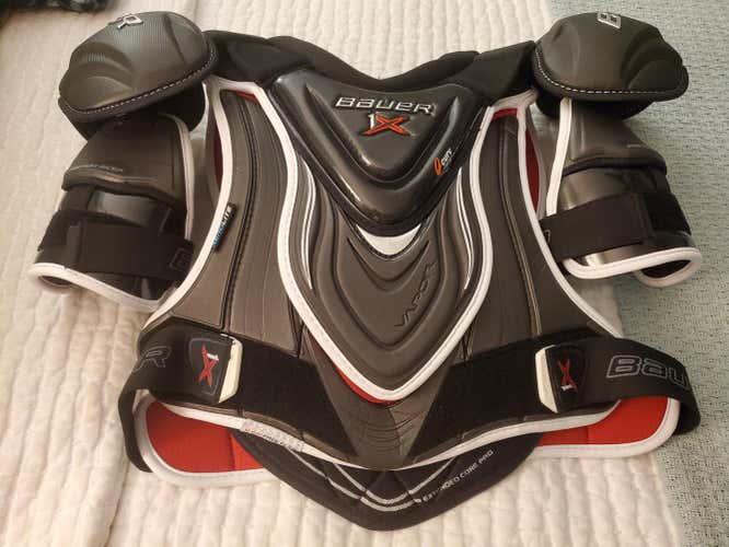 New Senior Large Bauer Vapor 1X Shoulder Pads