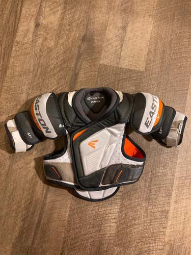 Junior Large Easton Mako M5  Shoulder Pads