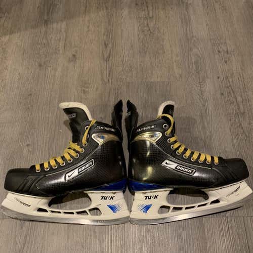 Nike Bauer One95 Skates 8EE.  Near New Condition