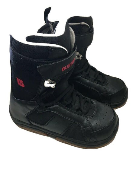 Junior Size 6 Burton Freestyle Snowboard Boots. Black