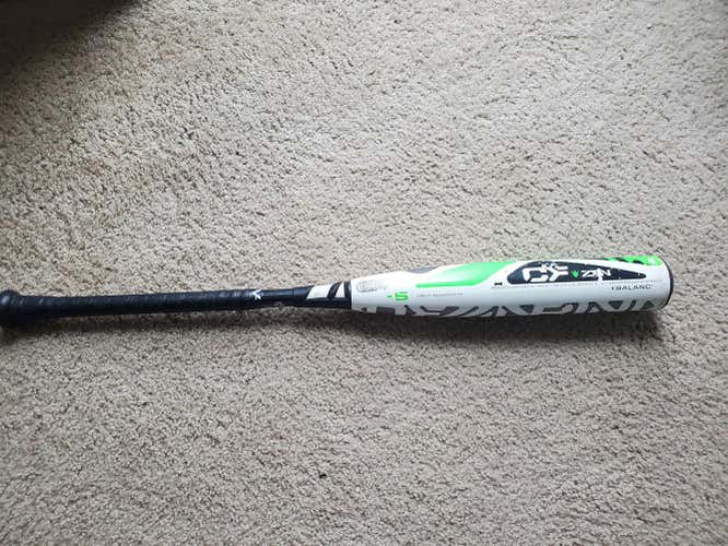 Used USSSA Certified 2017 DeMarini Composite CF Zen Bat (-5) 26 oz 31"