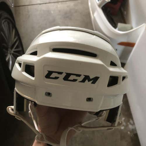 White New Medium CCM Vector V08 Pro Stock Helmet