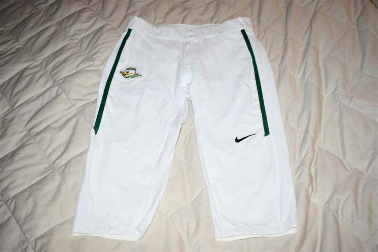NWT - Nike Oregon Ducks Softball Pants (Sample), Medium