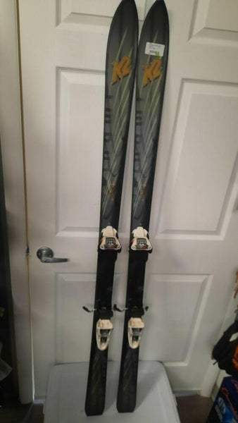 K2 skis with bindings marker size 158 cm