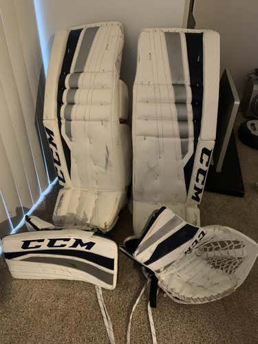 White Used Senior 34"+1” CCM Regular Eflex Goalie Full Set