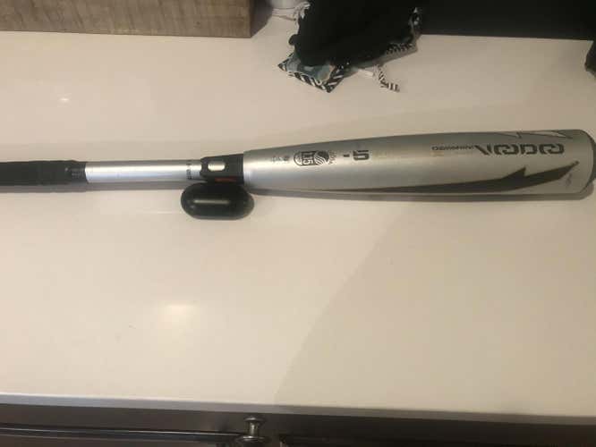 Used Kid Pitch (9YO-13YO) USSSA Certified 2019 DeMarini Alloy Voodoo Bat (-5) 26 oz 31"