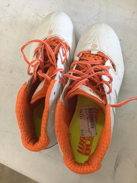 Used Warrior Senior 8.5 Lacrosse Shoes