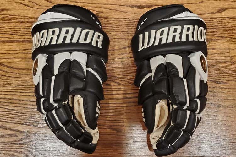 Black New Senior Warrior 15" KINGPIN Hockey Gloves