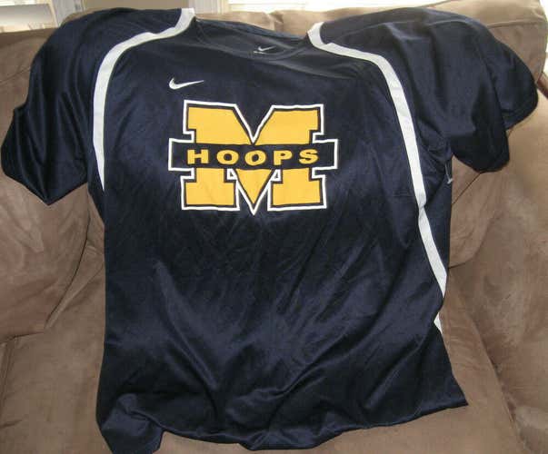 Michigan Wolverines NCAA Nike Michigan Wolverines Team Issued Basketball Shirt!