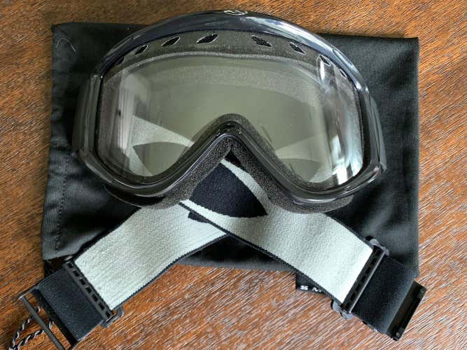 Black Used Unisex Smith Ski Goggles Medium