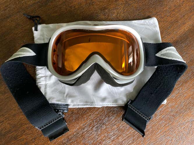 Gold Used Kid's Smith Ski Goggles Small