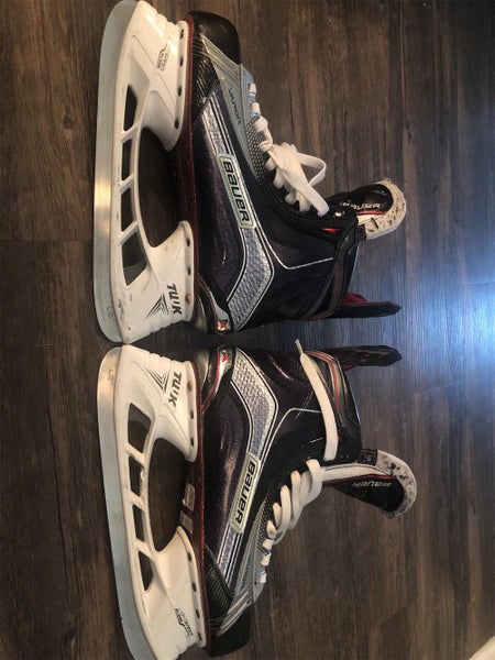Senior Bauer Vapor 1X Regular Width Size 9.5 Hockey Skates