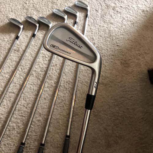Men's Right Handed Stiff Flex Steel Shaft Iron Set