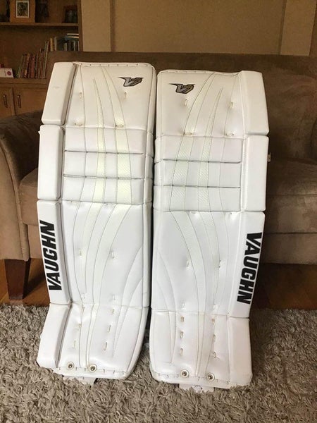New 34" Vaughn Velocity V7 xf pro Goalie Leg Pads