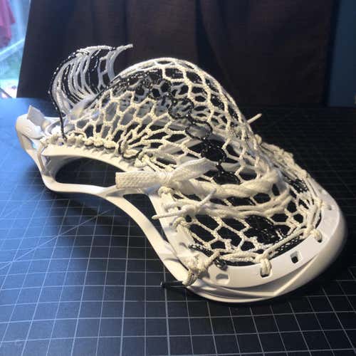 White New Attack & Midfield Strung Tactik 2.0 Head