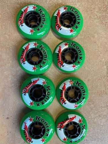 NEW Set of 8 Outdoor 82A Hardness Knoixx Triton Wheels - four 76mm, four 80mm