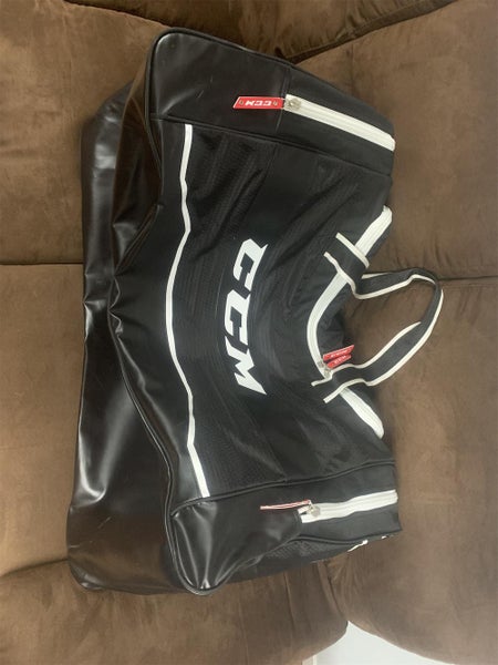 New CCM 850 Deluxe Bag
