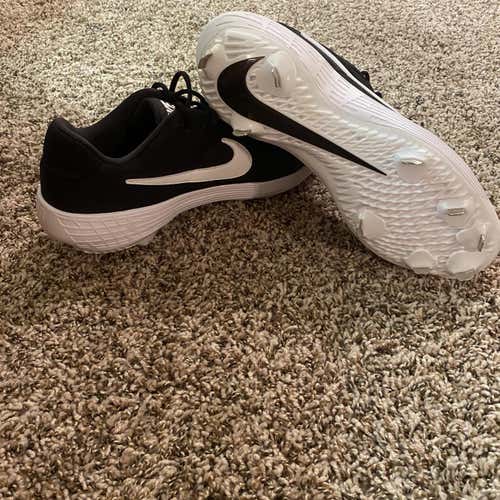 New Size 13 (Women's 14) Nike