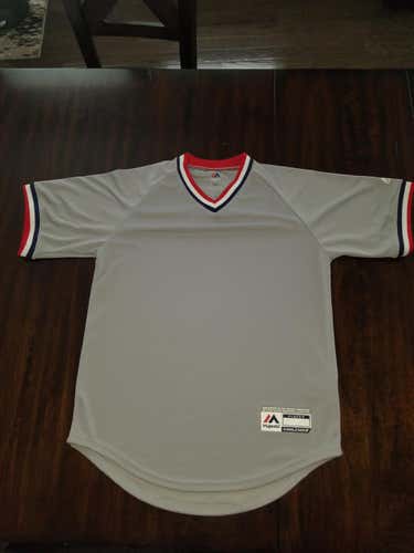 Gray New Adult Men's Small Majestic Jersey