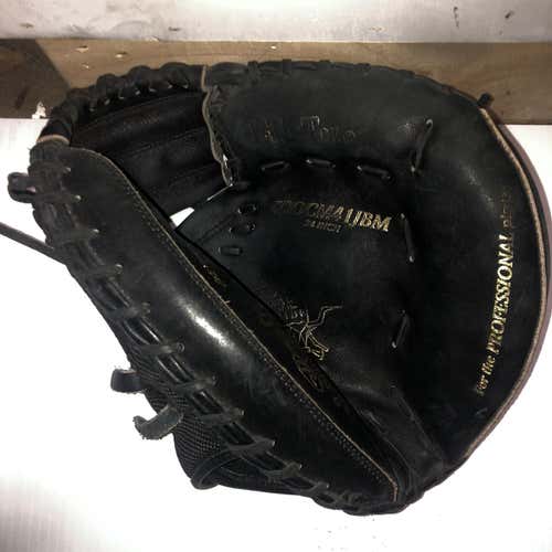 Black Catcher's Rawlings Heart of the Hide Baseball Glove 34"
