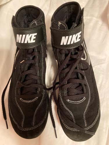 Nike Wrestling Shoes Size 8