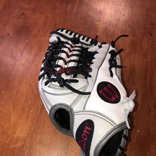 High School/College Infield A2000 12.5" Softball Glove