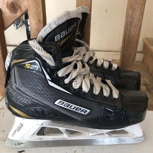 Junior Bauer Supreme S27 Regular Width Size 5 Hockey Goalie Skates