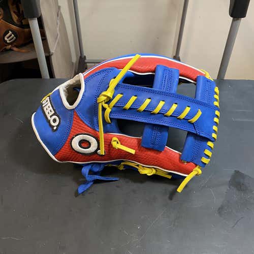 Steelo 11.5" Baseball Glove