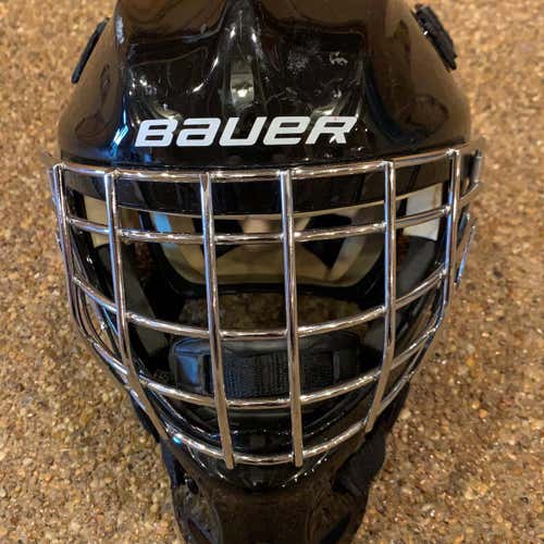 Black Junior Bauer Goalie Mask