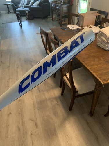 Used 2016 Combat Maxum -3 BBCOR Bat 32/29