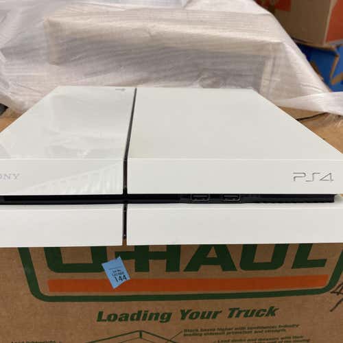Used PS4 Glacier White Console With Wires 500GB