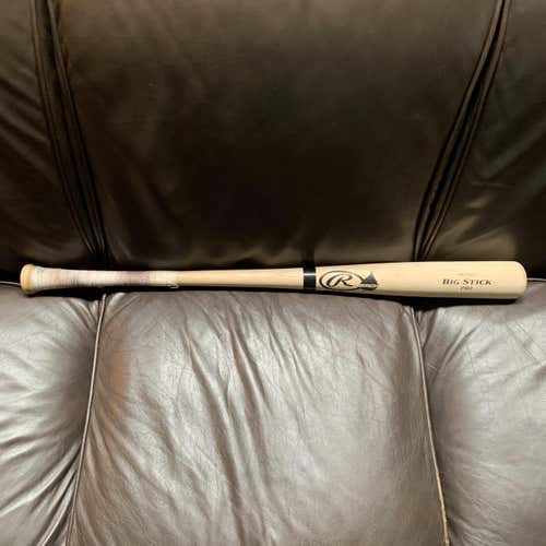 High School/College  Wood Big Stick (-3) 30 oz 33" Bat