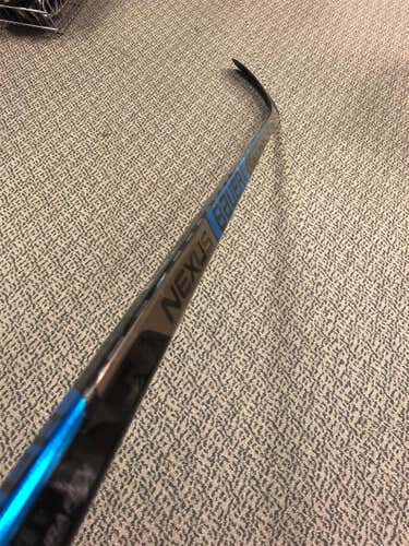 Senior Right Handed Nexus 2N Pro Mid Pattern  Hockey Stick