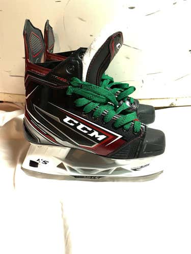 Senior CCM JetSpeed FT480 Regular Width  Size 8.5 Hockey Skates