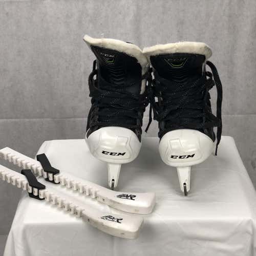 Junior CCM RibCor 44K Regular Width Size 3 Hockey Goalie Skates