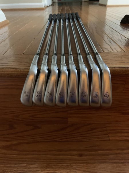 Men's Right Handed i210 Stiff Flex Steel Shaft Iron Set