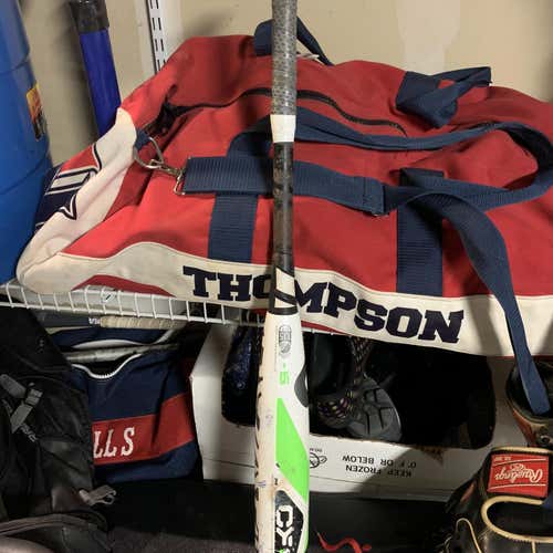 Used DeMarini 32" Bat