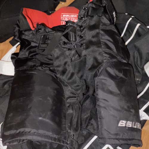 Black Junior L Bauer Vapor X5.0  Hockey Pants