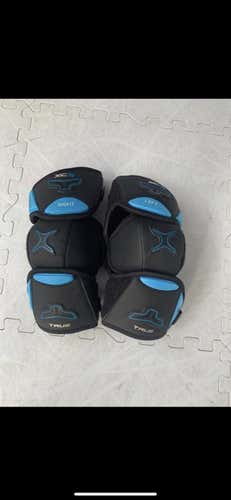 LIKE NEW True Xc9 Jr Large Elbow Pads