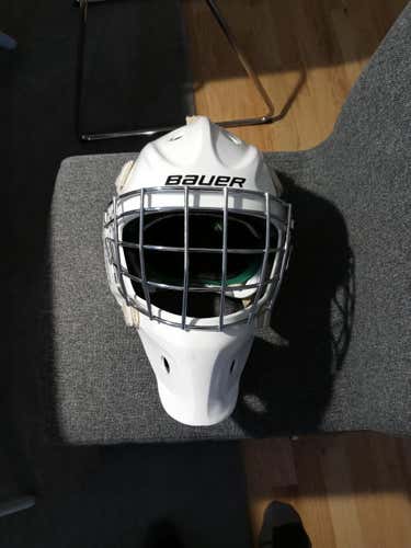 Used Junior Bauer NME 4 Goalie Mask