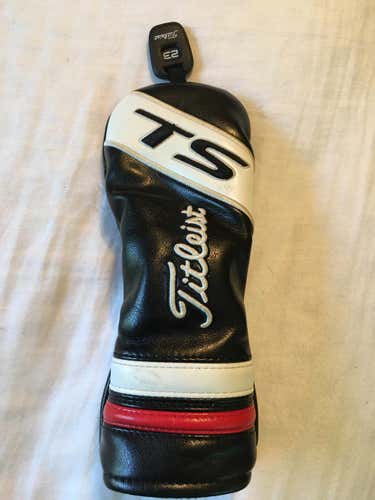 Used Titleist TS Series Hybrid Headcover