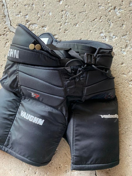 Black Intermediate M/L Vaughn V7 XF Hockey Goalie Pants