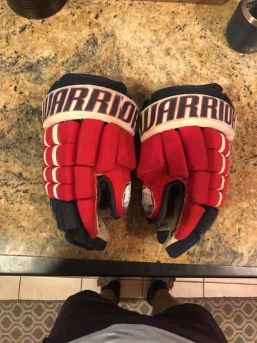 Red Senior Warrior Franchise 14" Pro Stock Gloves