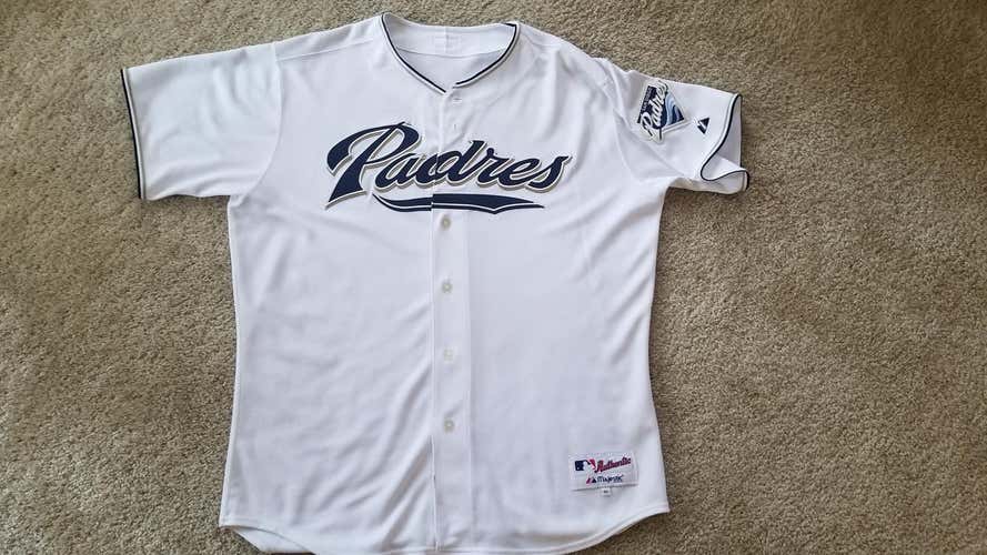 White Used Adult Unisex XL Majestic Jersey