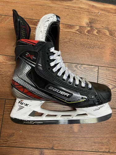 Used Senior Bauer Vapor 2X Pro Hockey Skates Regular Width Pro Stock Size 7.5