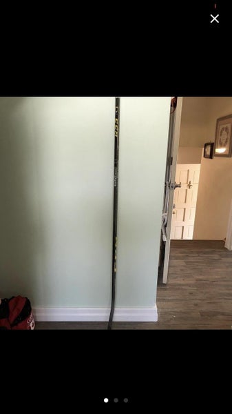 Senior Right Handed Ultra Tacks Mid Pattern Pro Stock Hockey Stick