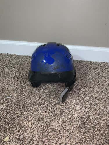 Adult Medium Rawlings batting helmet