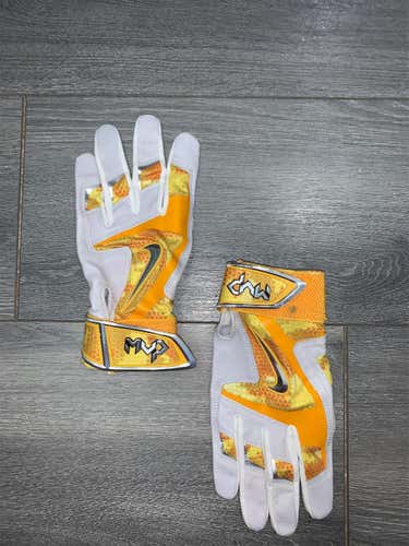 Never Used Yellow & White Nike MVP’s